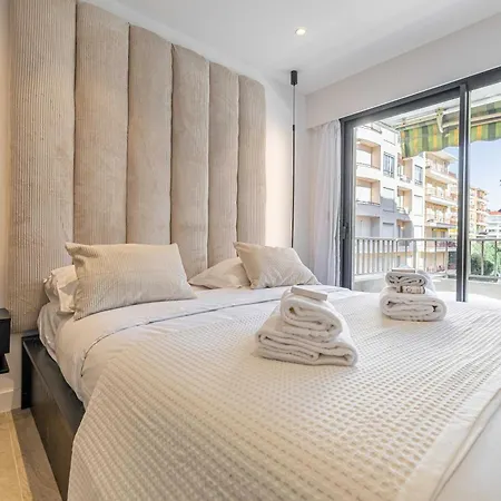 Renovated Prestige 3p Luxe Terrace & Parking *
