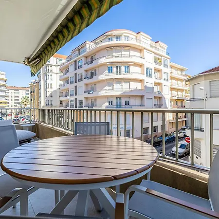 Renovated Prestige 3p Luxe Terrace & Parking Apartment Cannes