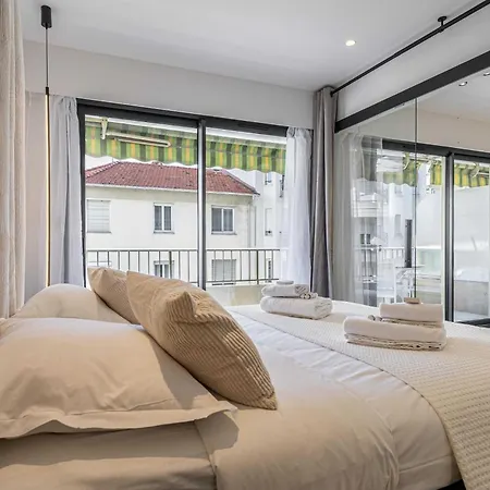 Renovated Prestige 3p Luxe Terrace & Parking *